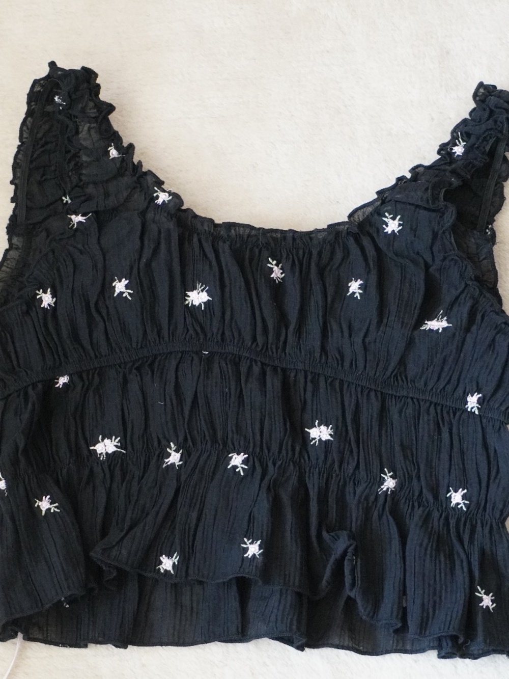 Black Floral Frilled Tank Top - Picture 3 of 4